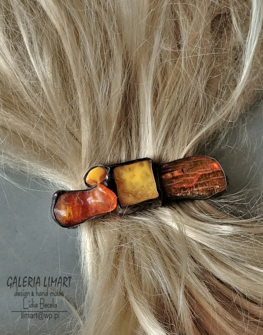 Autorska, unikatowa spinka do włosów z bursztynu bałtyckiego